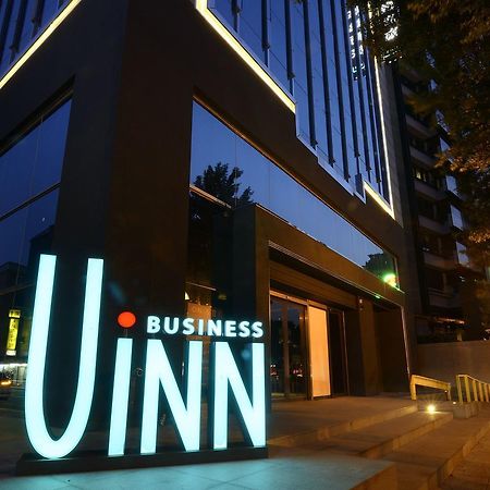 Uinn Business Hotel-Shihlin Taipéi Exterior foto