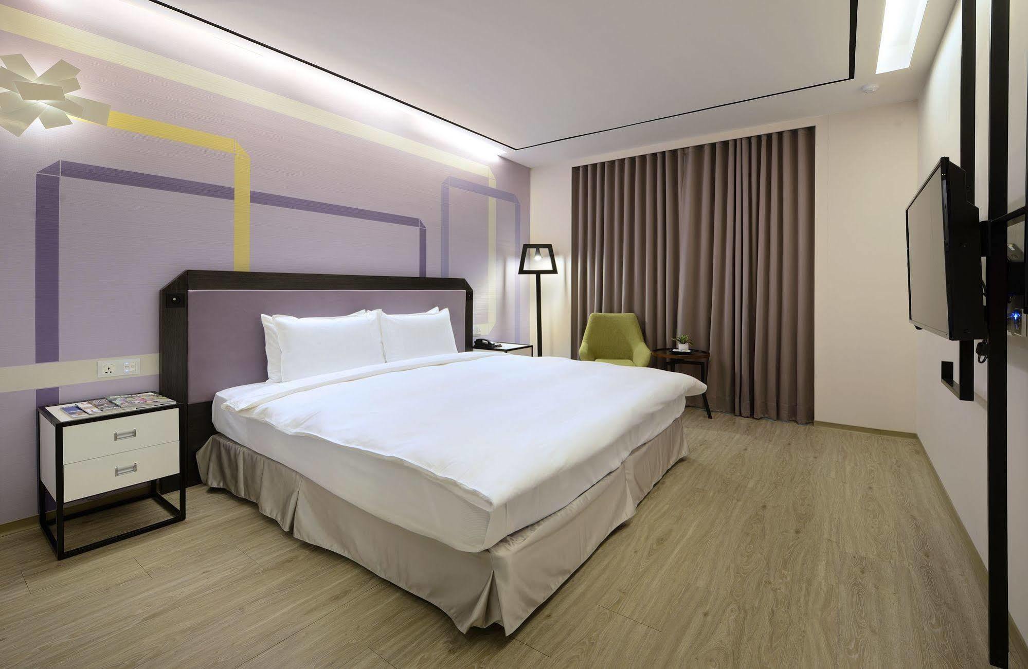Uinn Business Hotel-Shihlin Taipéi Exterior foto